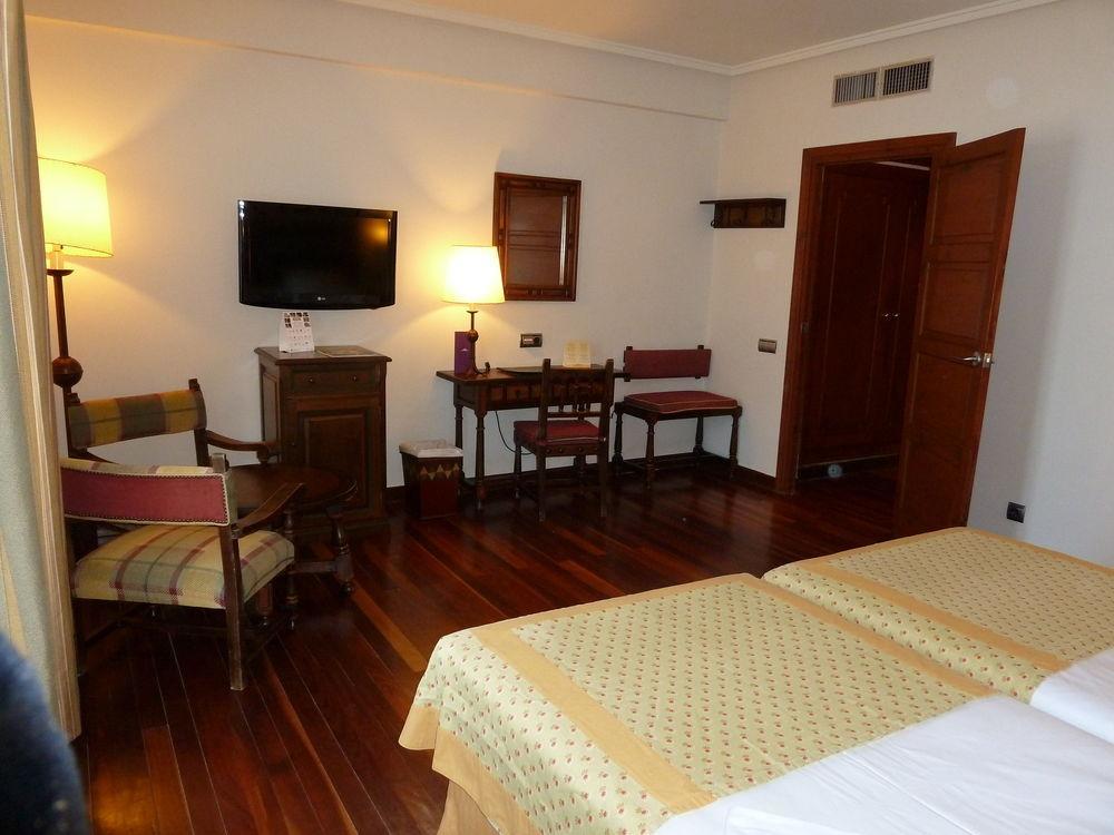 Hotel Ciudad De Καλαχόρα Εξωτερικό φωτογραφία
