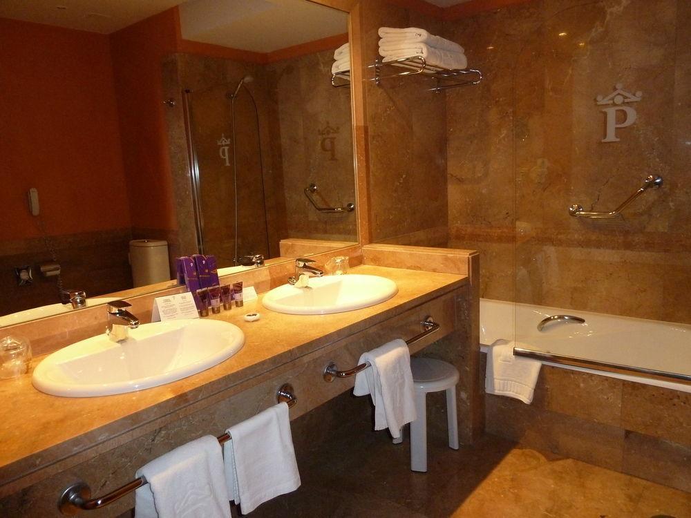 Hotel Ciudad De Καλαχόρα Εξωτερικό φωτογραφία